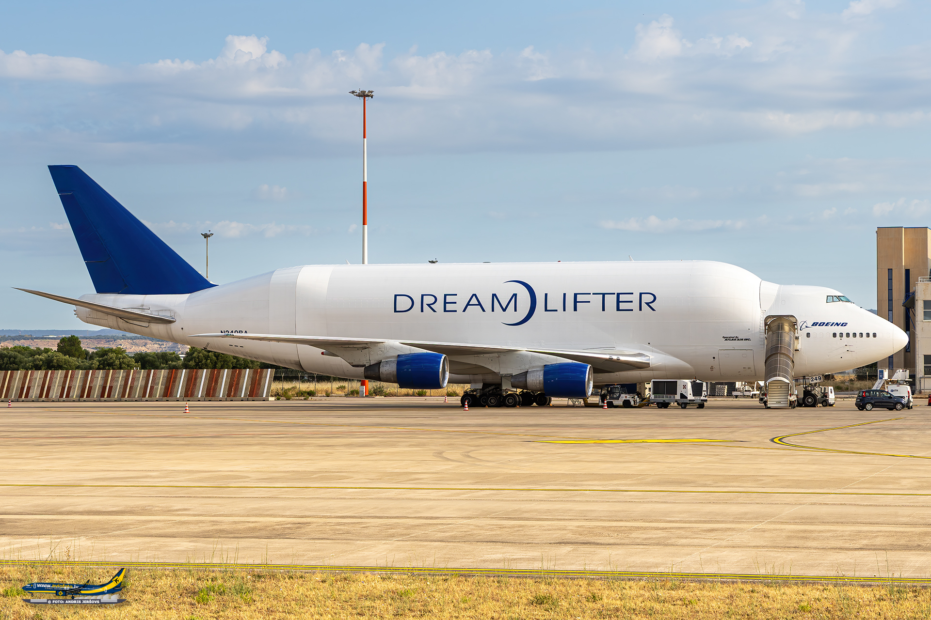 Boeing (Atlas Air) — Boeing 747-409(LCF) Dreamlifter (N249BA)